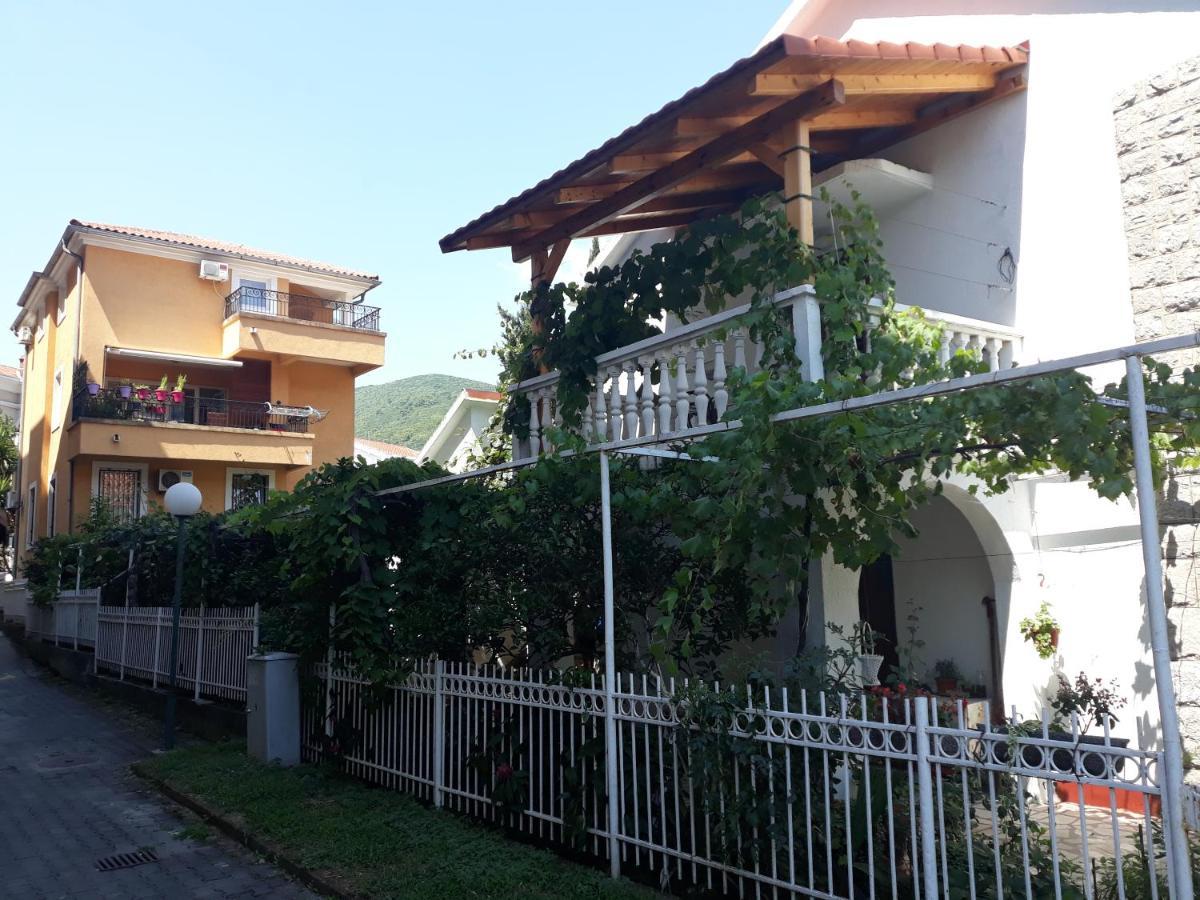 Astakos Apartments Budva Exterior photo